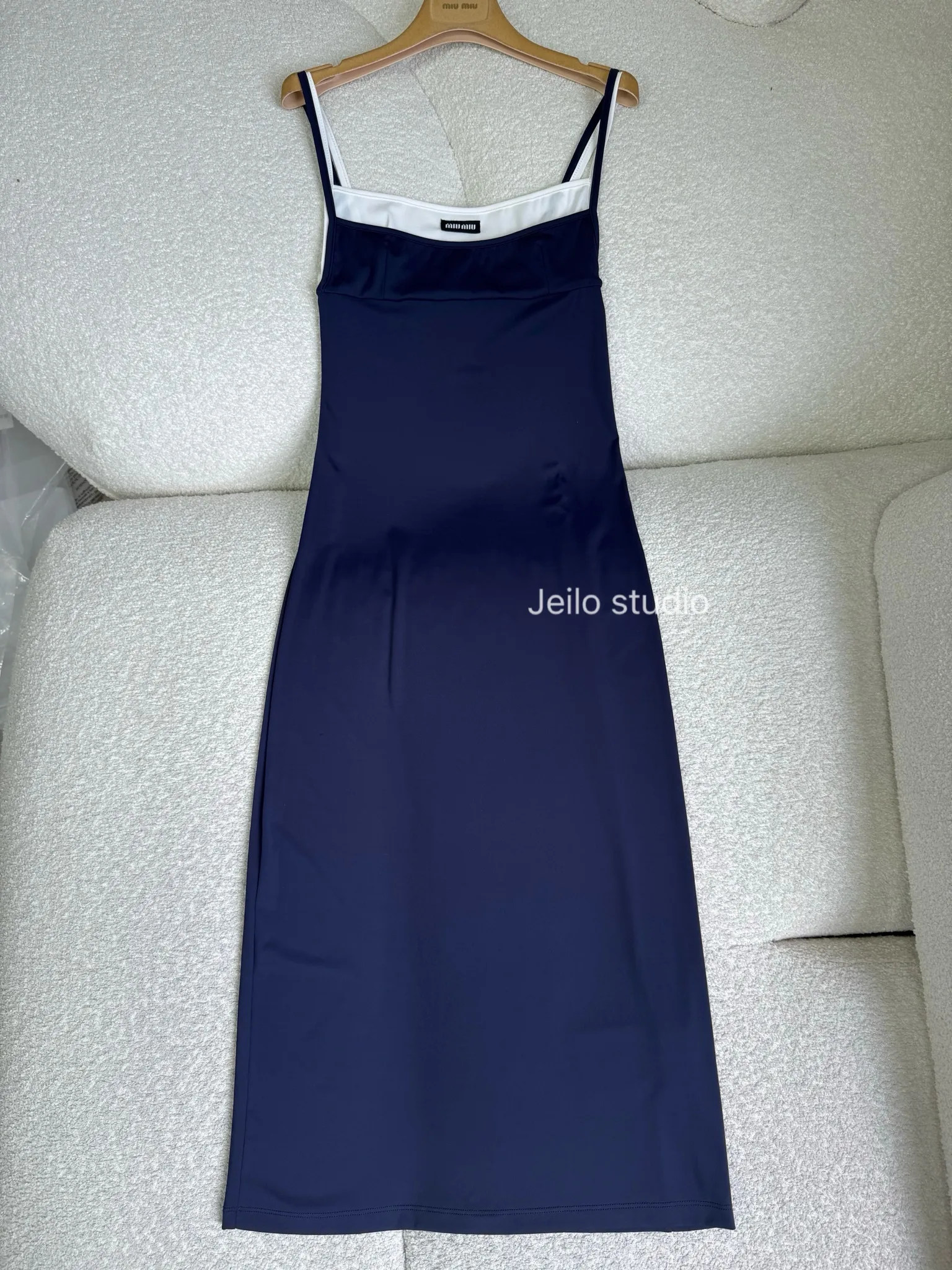 [dress] 미우미우 스트레치 저지 미디드레스